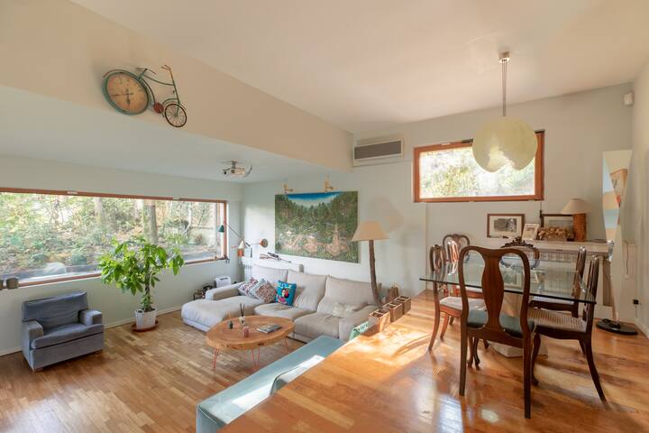 Crocodile House gallery image 5