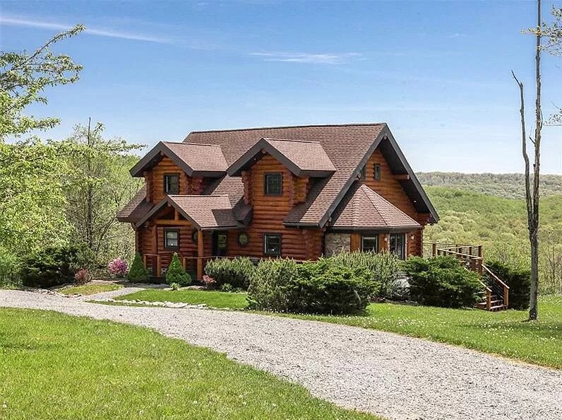 Picturesque Log Home, Family Fun with Scenic Views Cabins for Rent in
