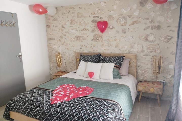 romantic decor available as an option, non-contractual photo 