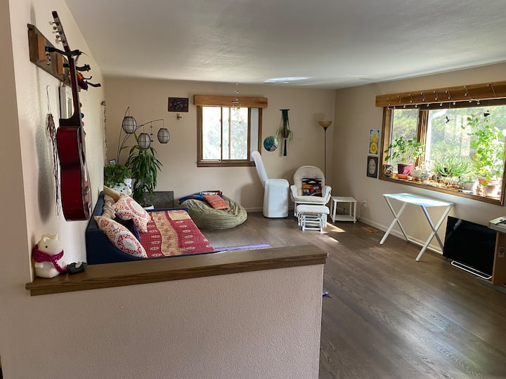 Bright Mountain Home Retreat In Boulder County - Nederland, CO