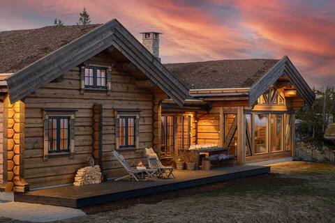 New exclusive cabin, sleeps 13 and 2 bathrooms.