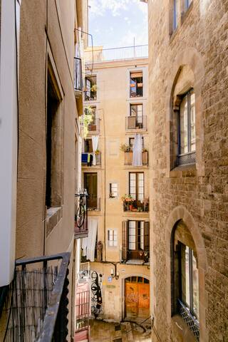 Bella Gothic Terrace gallery image 2