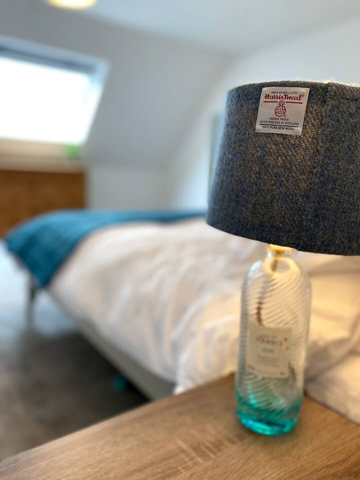 King Harris Tweed Lamp