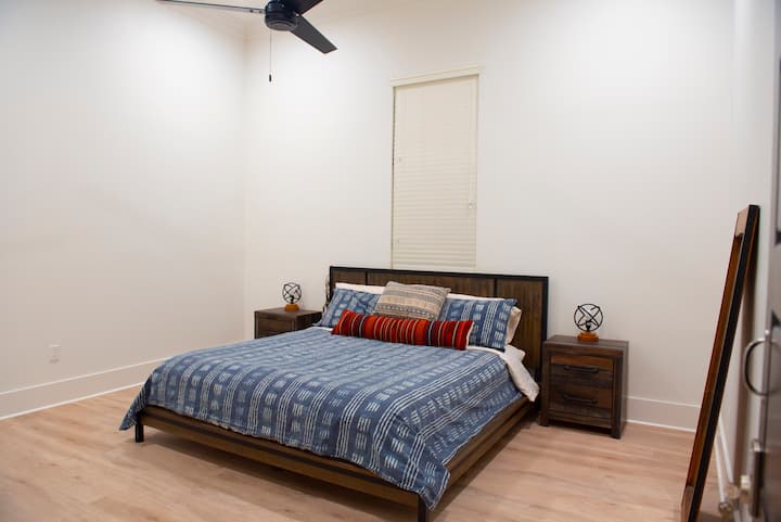 ห้องนอนใหญ่/ห้องนอน #1