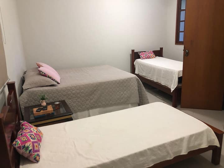 Quarto V