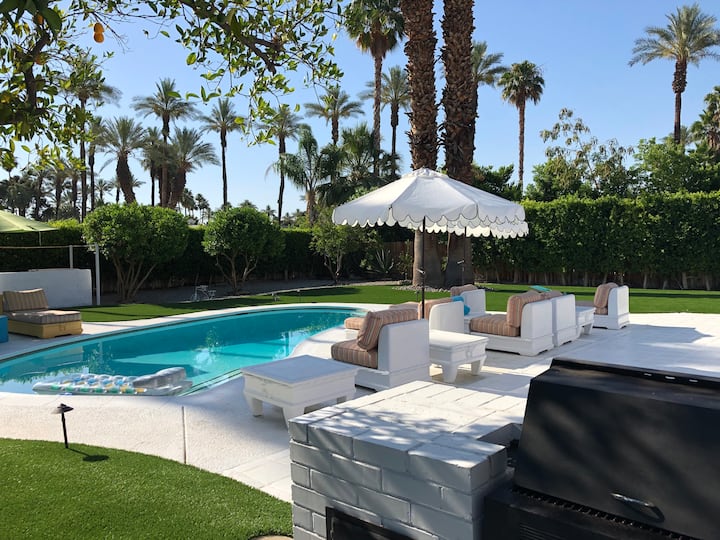 A Tranquil Mid Modern House - Rancho Mirage, CA