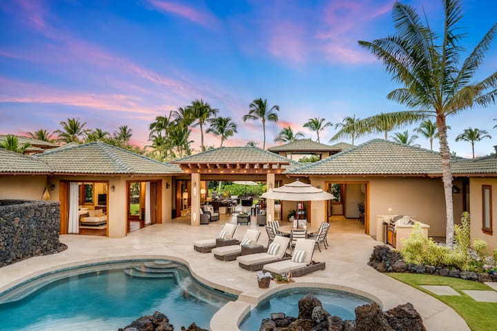 “Hale Mele” Polynesian Pod Style with Pool/Hot tub