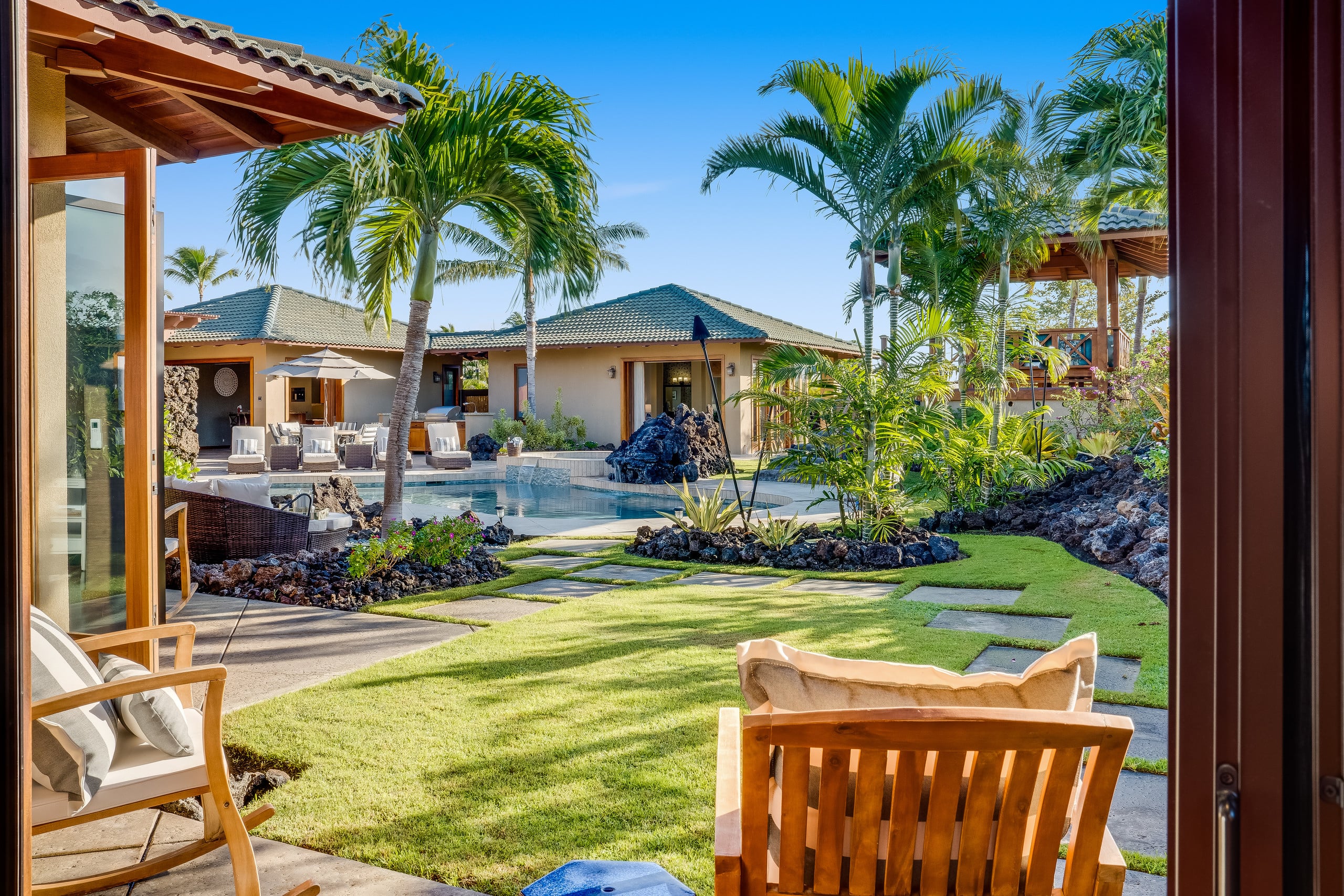 Home in Waimea · ★5.0 · 5 bedrooms · 6 beds · 6 baths - Image 46