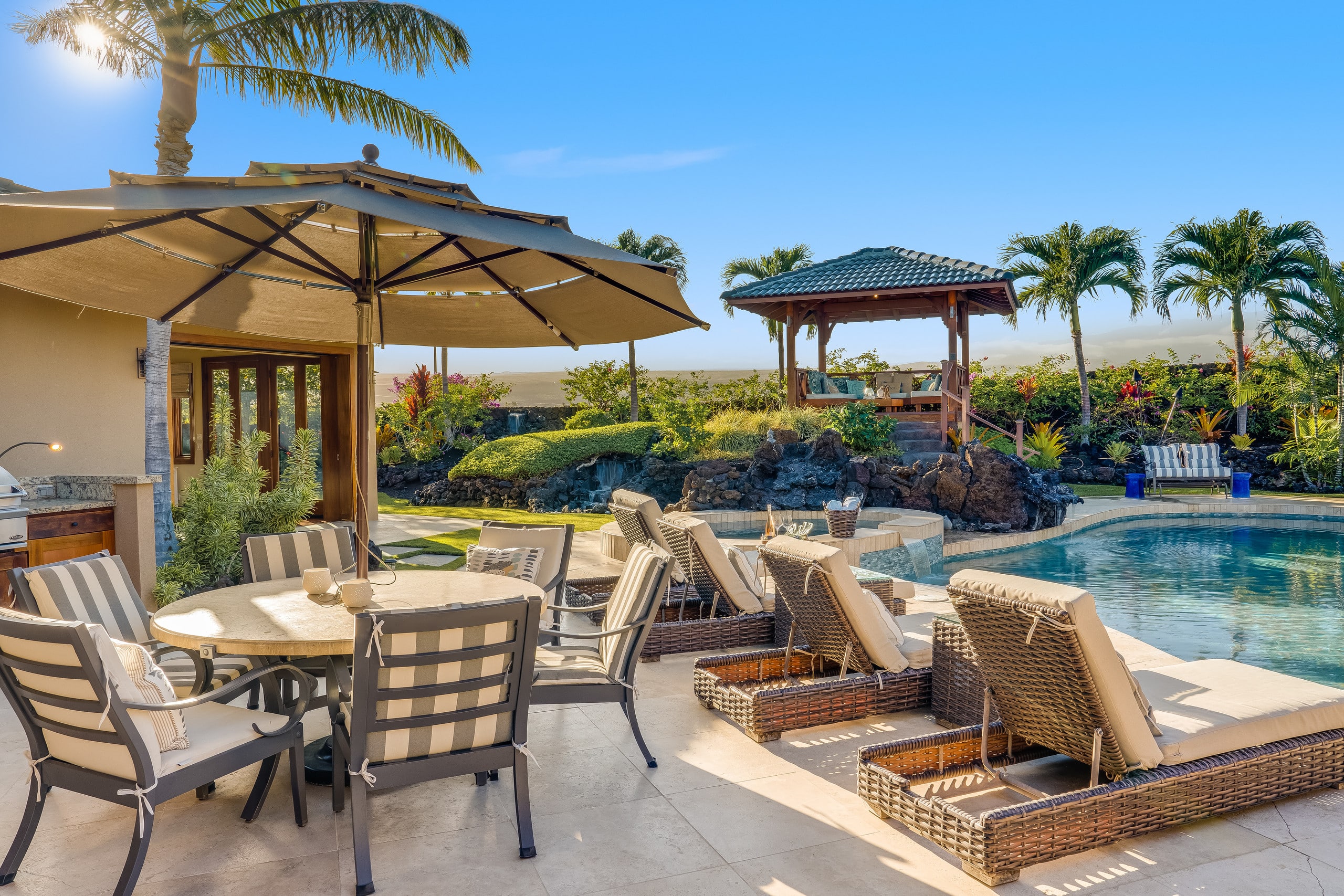 Home in Waimea · ★5.0 · 5 bedrooms · 6 beds · 6 baths - Image 12