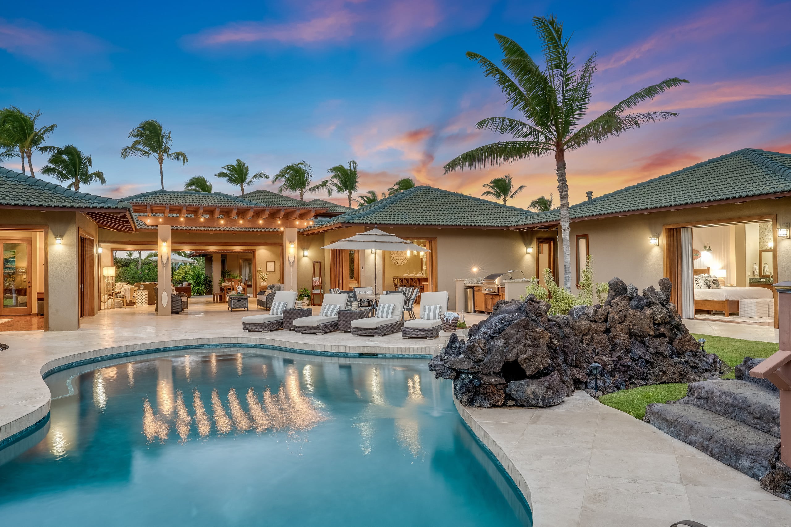 Home in Waimea · ★5.0 · 5 bedrooms · 6 beds · 6 baths - Image 6