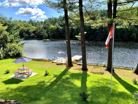 Waterfront 3-bedroom cottage with great view