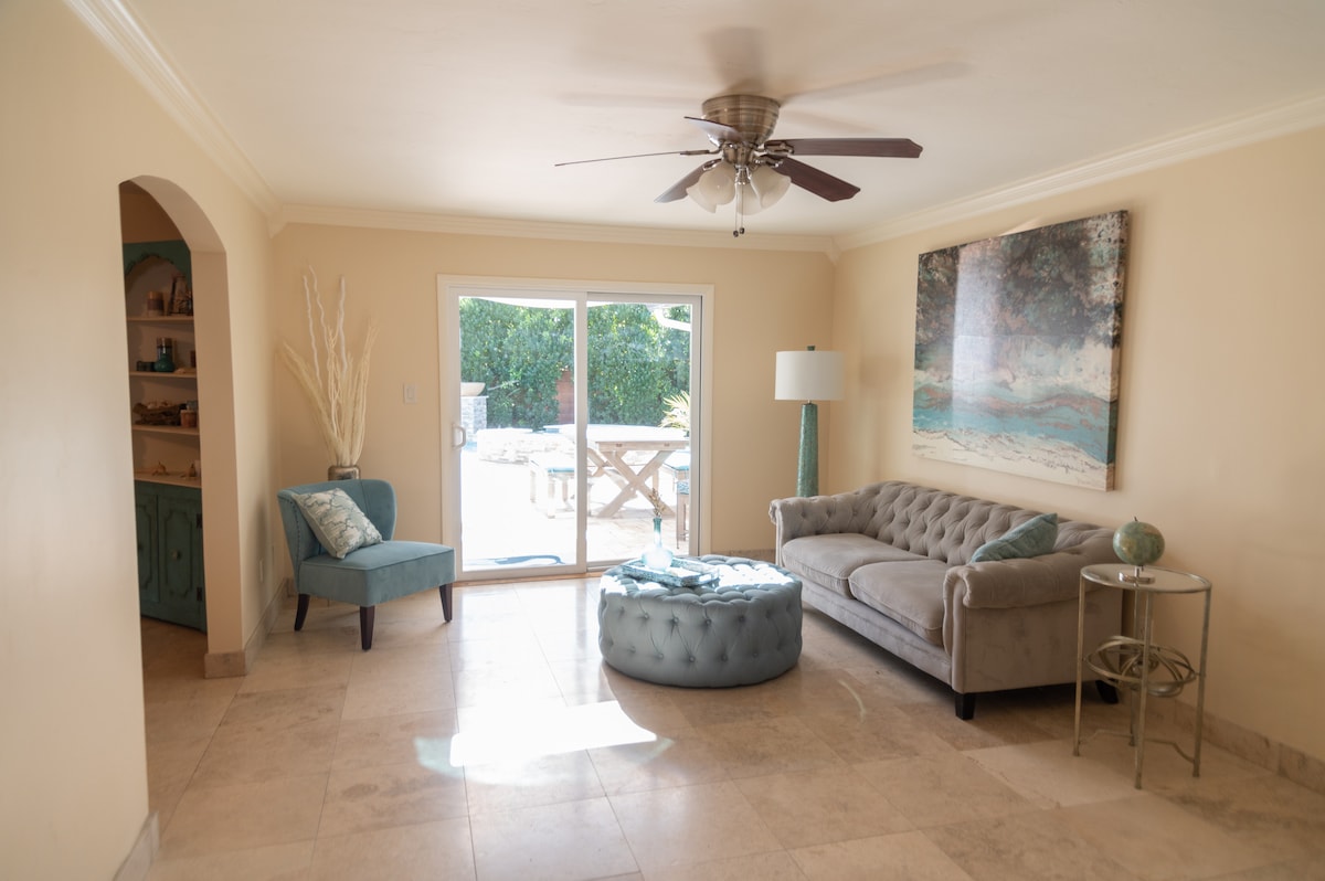 Top performing Airbnb: Heated Pool / Spa. E-Bikes. Spacious Home. in Camelback East