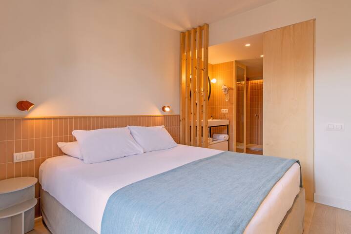 Avenue5 Residential managed Airbnb listing 2