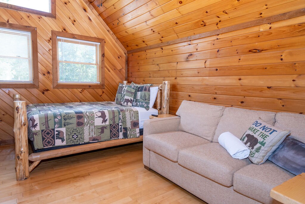 Nadhani Chumba Ngazi ya Pili (#3)