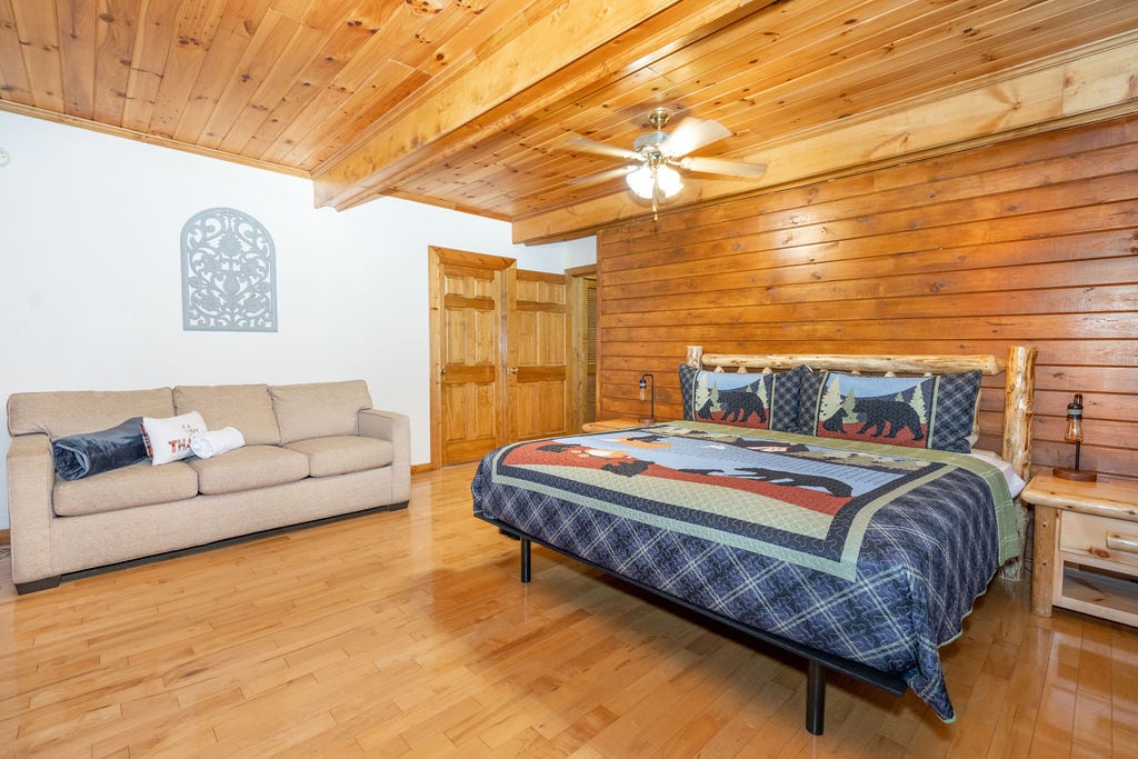 Chumba cha kulala cha Mwalimu Ngazi ya Kwanza