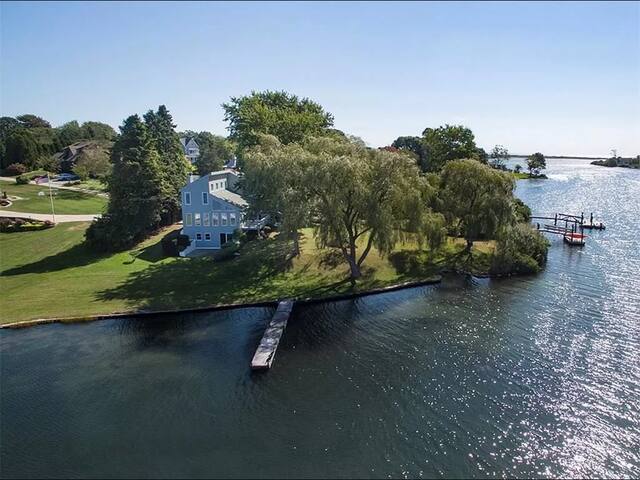 Waterfront Secluded Home with Dock gallery image 2