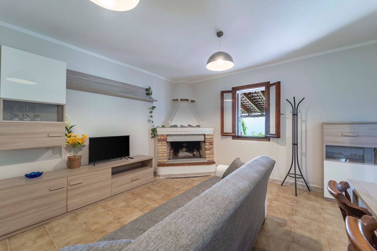 客厅#客厅#厨房#餐厅#壁炉#壁炉#沙发#电视#客厅#无线网络# netflix