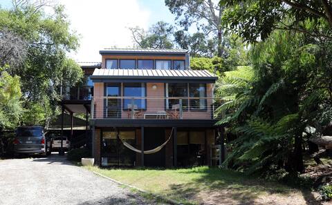 Waratah Bay family beach house