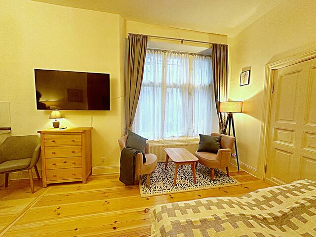 2 Wohnungen – gemeinsam reisen, getrennt schlafen gallery image 5