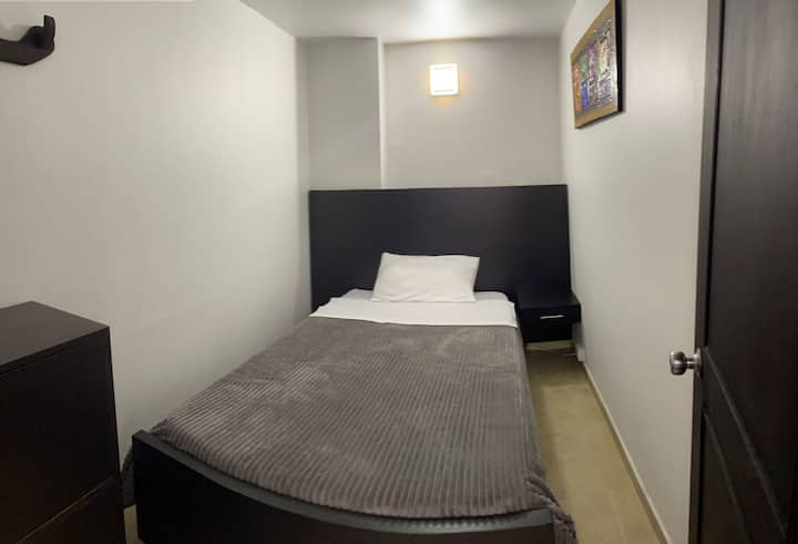 Удобство в нашите семпли стаи, със самостоятелен санитарен възел