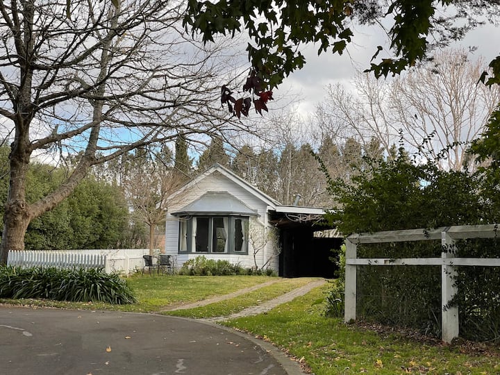 Moss Vale Vacation Rentals & Homes New South Wales, Australia Airbnb