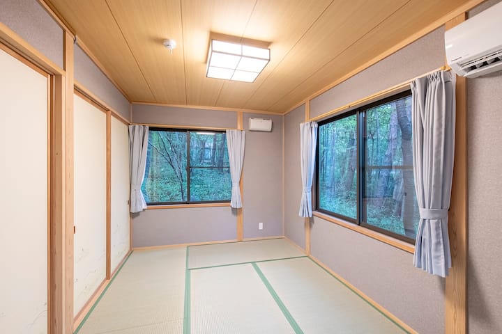 家族でもグループでも使いやすい寝室構成です。