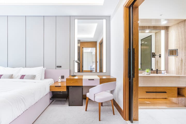 Vonder DBI Vacation Homes Rental managed Airbnb listing 2