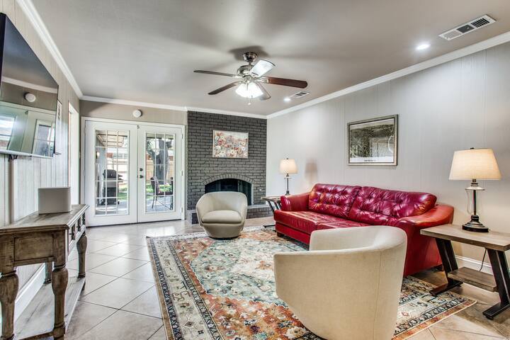 Fort Worth Casa gallery image 2