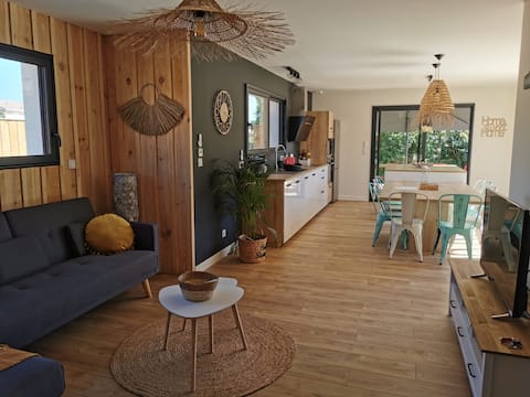 Top performing Airbnb: La Petite Lagune, pool villa in Gujan Mestras