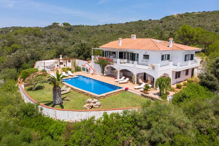 Stunning Home with Panoramic View gallery image 2