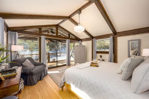 The Makenzee at Ridgeview. Luxurious Glamping!