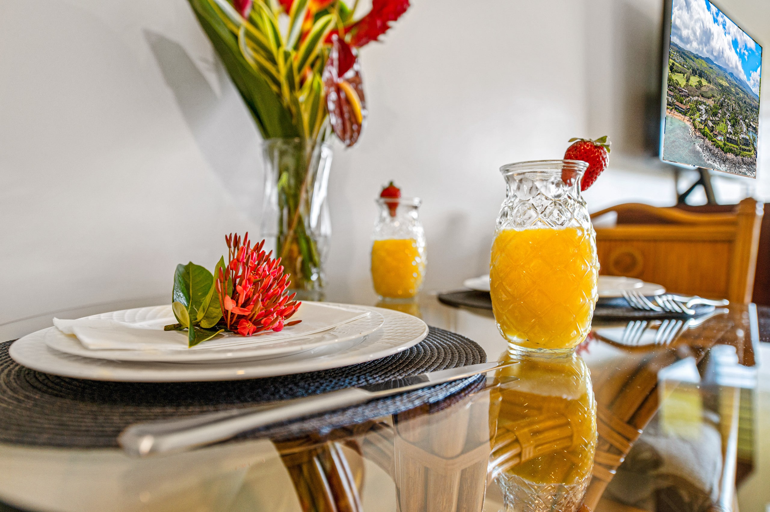 Condo in Lahaina · ★4.99 · Studio · 2 beds · 1 bath - Image 4