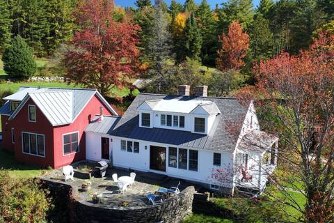 Beautiful Hillside Farm in Northfield - VT