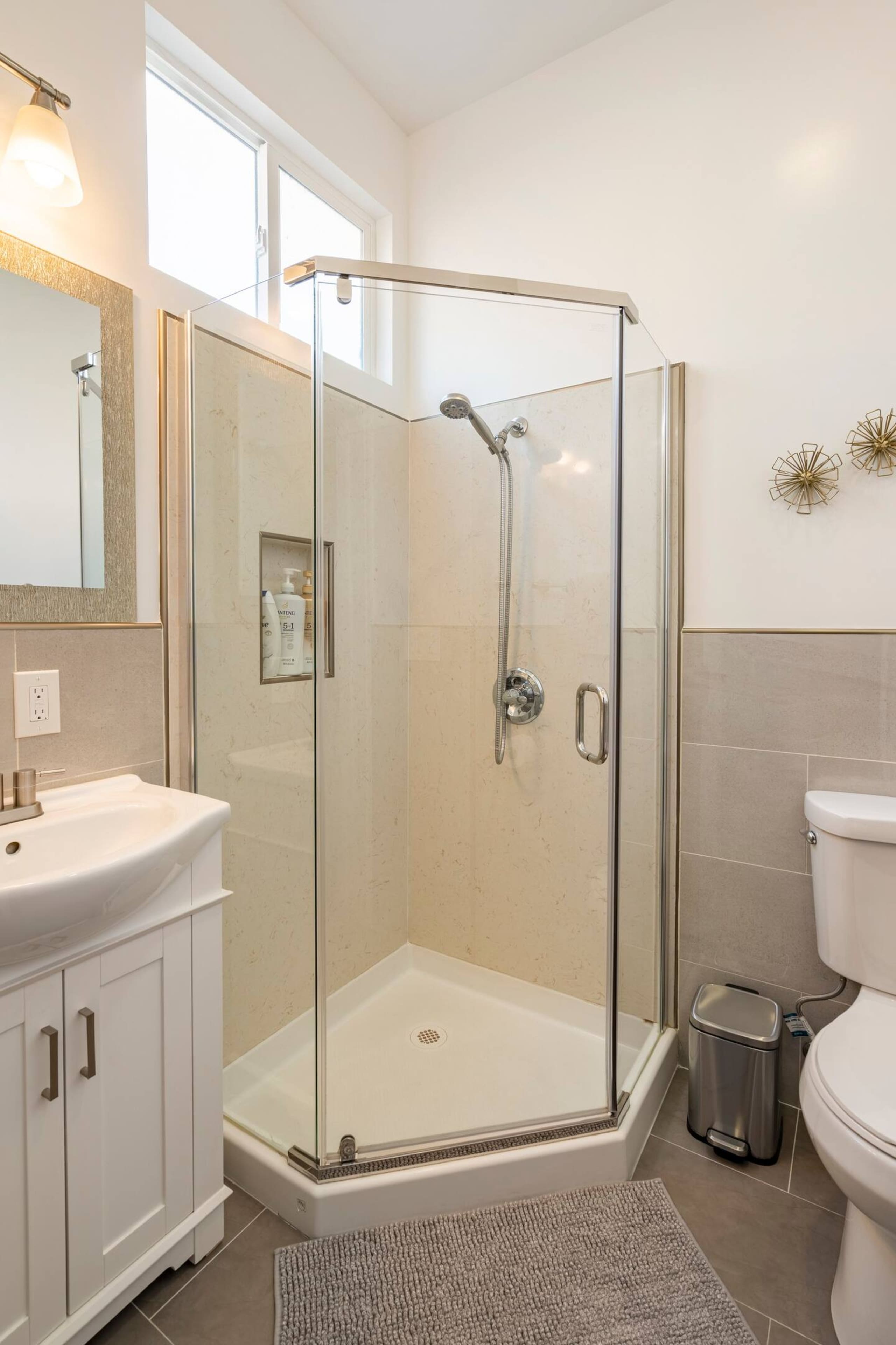 Townhouse in San Francisco · ★5.0 · 3 bedrooms · 4 beds · 3.5 baths - Image 25
