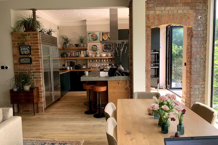 Gorgeous Hampstead family home and garden