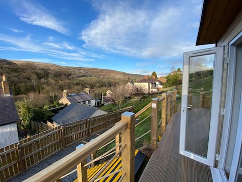 Castle View. A beautiful & cosy Llangollen chalet