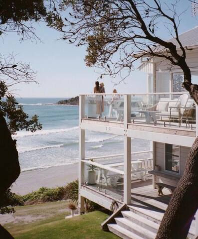 Bay Properties | Beach House Upstairs