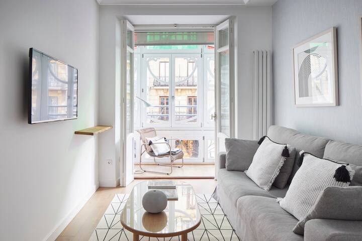 Urbieta 3 by FeelFree Rentals gallery image 2