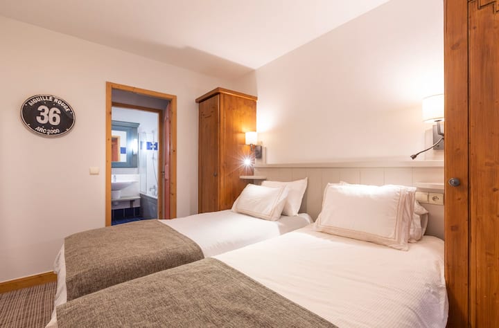 غرفة مزدوجة.