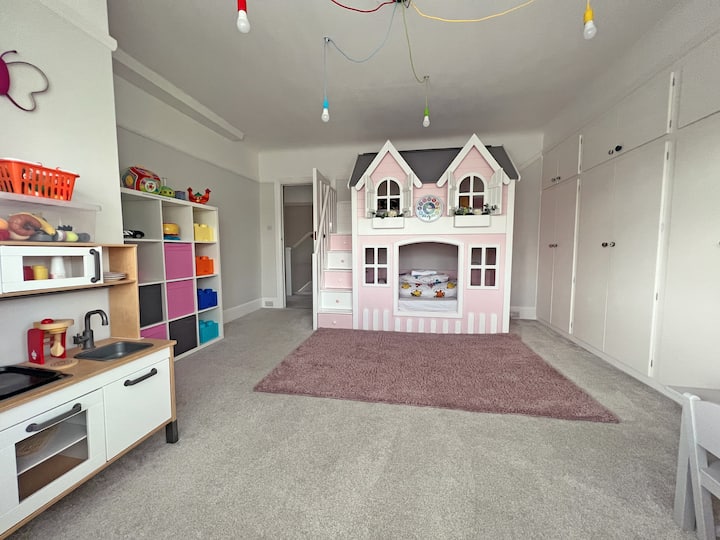 ห้องนอน 4. ห้องนอนเด็ก/เตียงสองชั้น