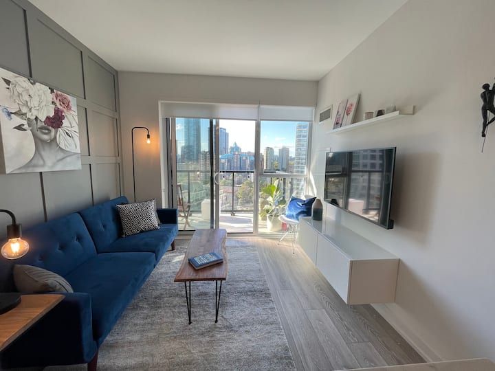Executive Long-term Condo - Toronto