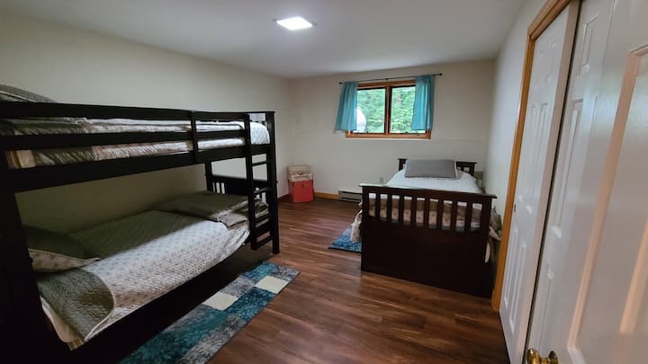 חדר שינה שני