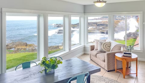 Changing Tides - Oceanfront Duplex, Lower Level
