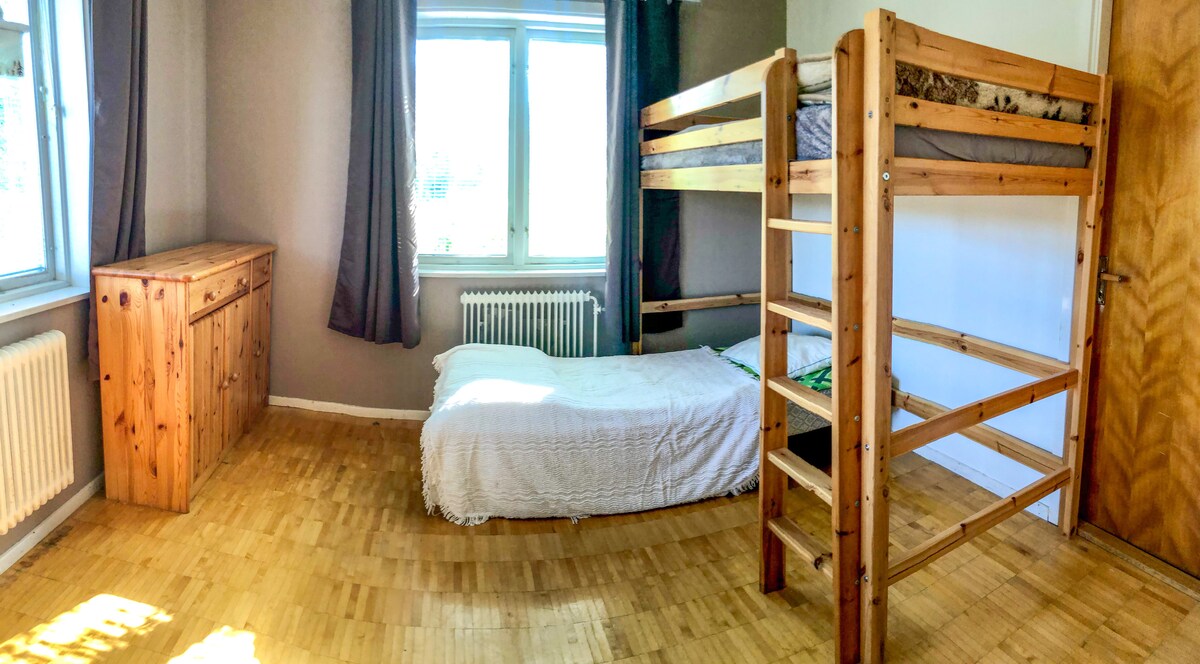 ห้องพักพร้อมเตียงเดี่ยว 2 เตียง