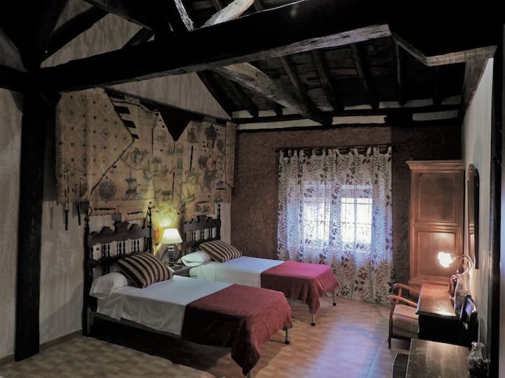 غرفة النوم 1