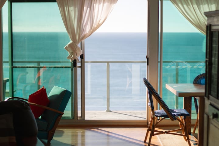 Bay Properties | Pacific Lodge