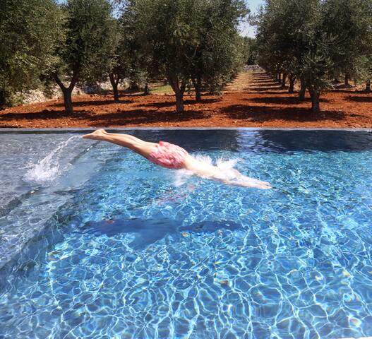 Casa Amahoro: Luxury 4-bedroom villa with pool gallery image 5