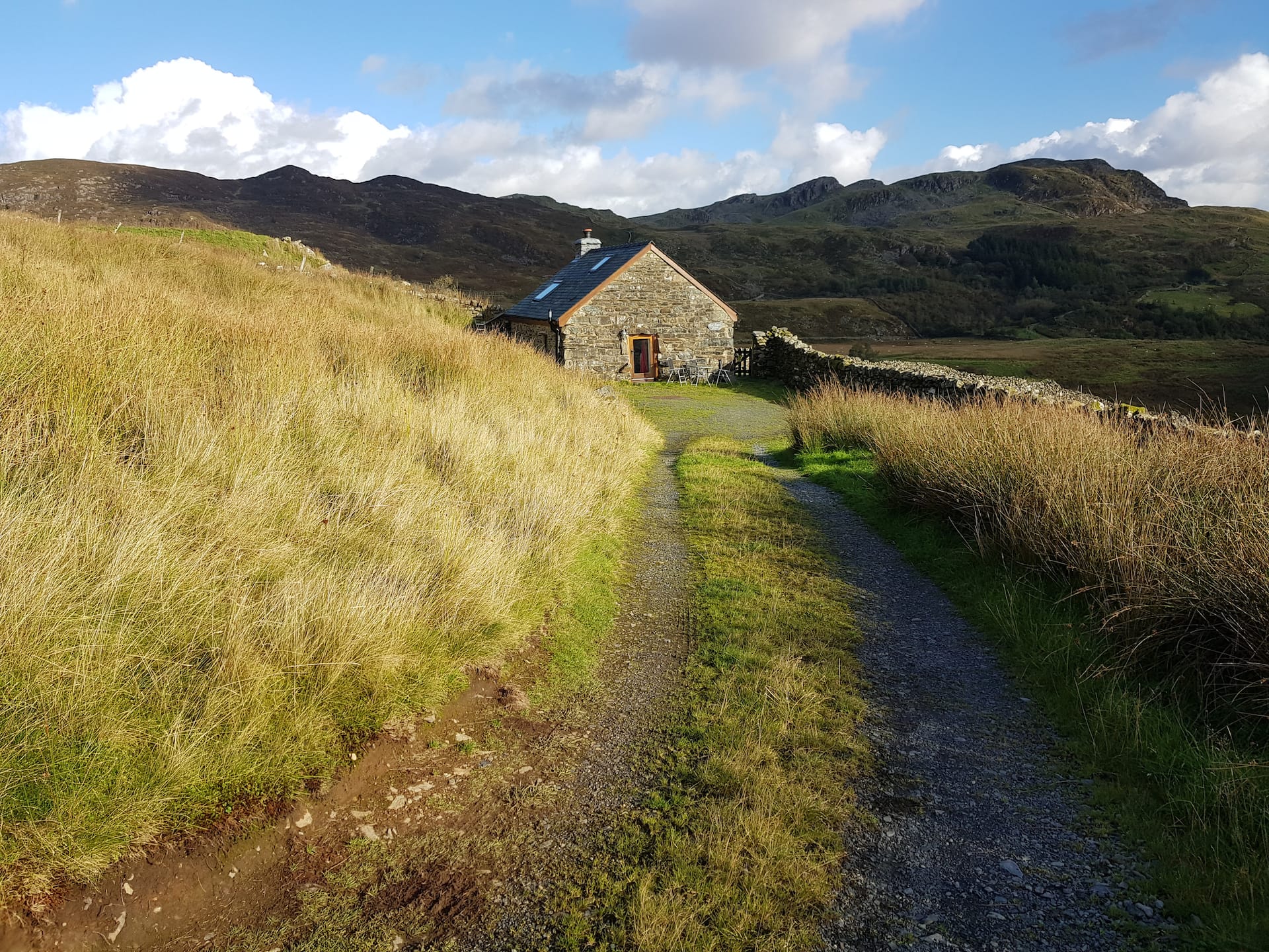 Romantic retreat, pet friendly stunning views wifi — photo 4