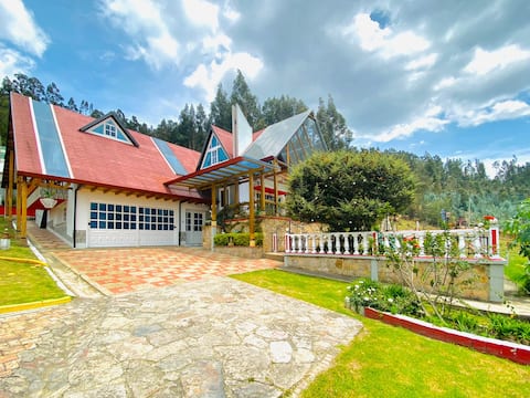 Top performing Airbnb: Full accommodation in a beautiful country house in Sogamoso