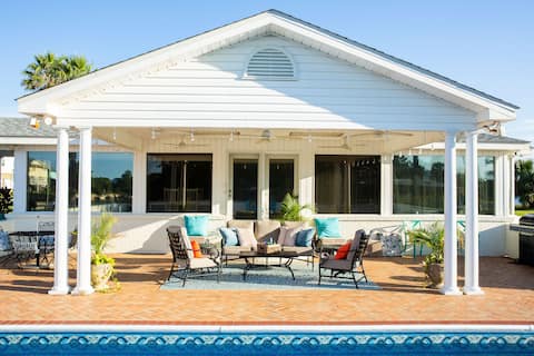Coastal Cottage with Pool and Water Views